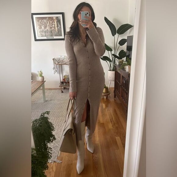 House of CB Collared Knit Button-up Midi Sweater Dress M - Beige - Picture 3 of 4